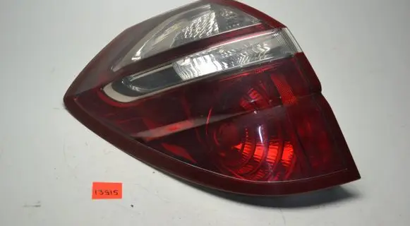 Subaru Legacy Rear/tail lights 0004077 769LZ88