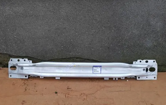 Volvo V60 Front bumper cross member 31349058