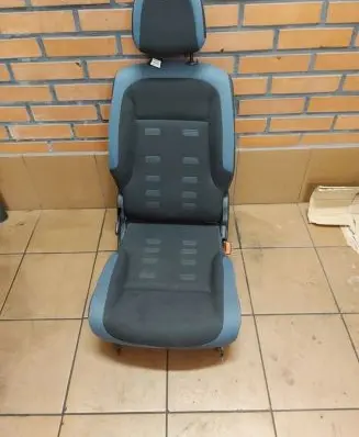 Citroen Berlingo Second row seats 