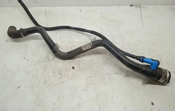 Fuel tank filler neck pipe