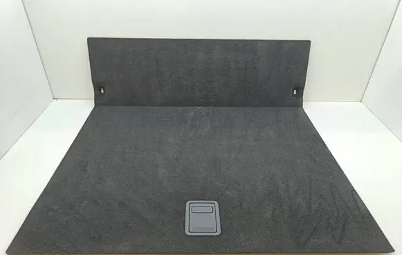 Trunk/boot floor carpet liner