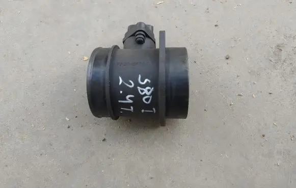 Volvo S60 Mass air flow meter 9470640