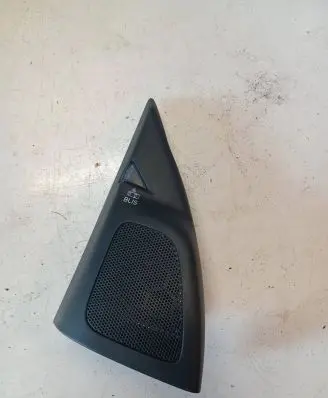 Volvo V70 Front door high frequency speaker 30781067