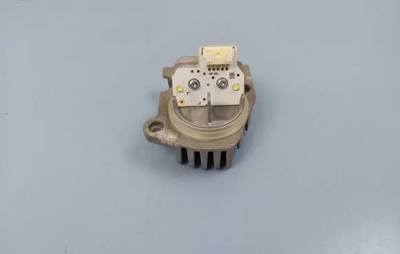 BMW X1 E84 LED ballast control module B006727C