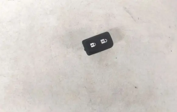 Volvo V50 Central locking switch button 0565832