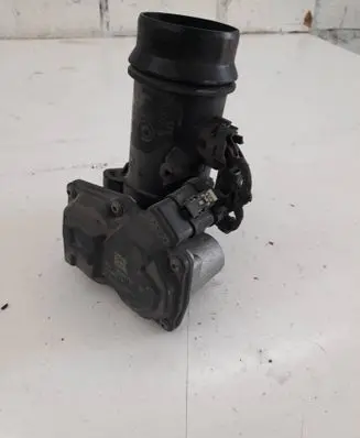 BMW 1 F20 F21 Throttle valve 7810752 10378517