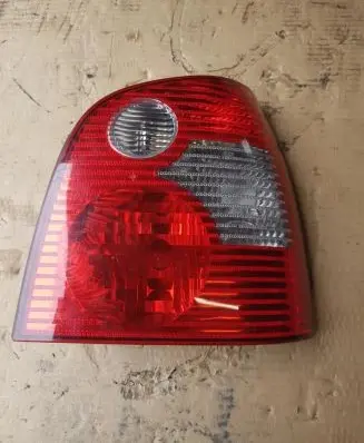 Volkswagen Polo IV 9N3 Rear/tail lights