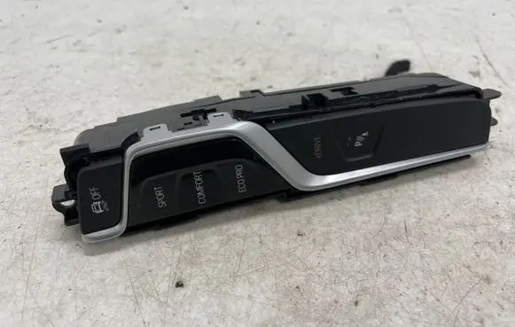 BMW 5 G30 G31 G38 Parking (PDC) sensor switch 6993920