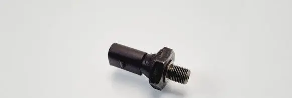 Volkswagen Sharan Oil pressure sensor 038919081