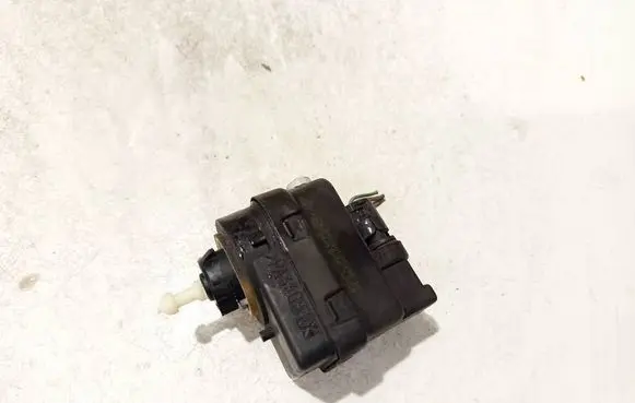 Renault Megane II Headlight level adjustment motor r820013459416