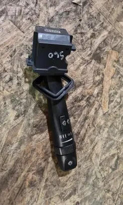Volvo S60 Wiper control stalk 30669740