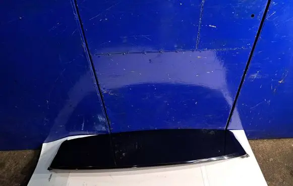 Volvo XC90 Tailgate/trunk spoiler 32227162