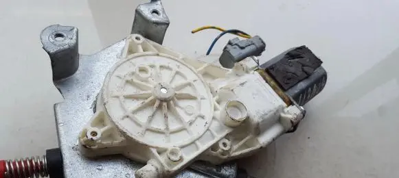Nissan Micra Front door window regulator motor 0130822203