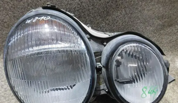 Mercedes-Benz E W210 Headlight/headlamp
