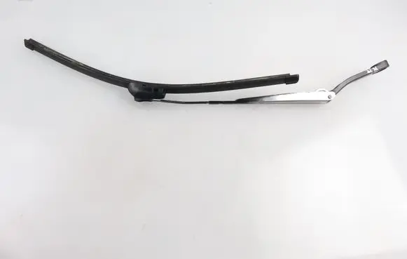 Nissan Pathfinder R50 Front wiper blade arm