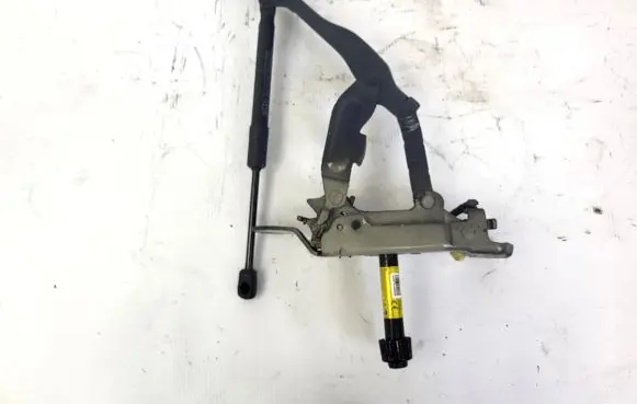 KIA Stinger Engine bonnet/hood hinges