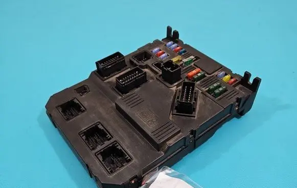 Citroen C2 Central body control module S118085200L IMPRK1430202
