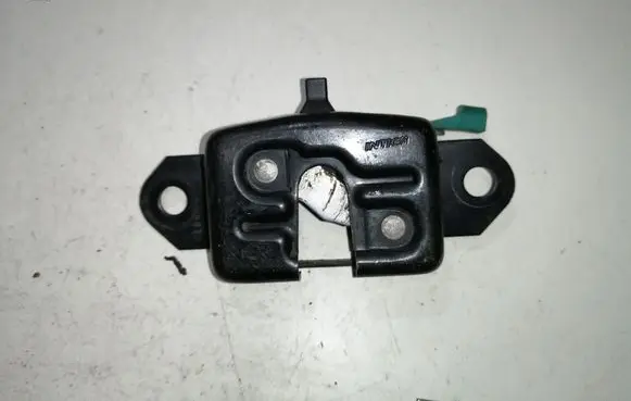 Nissan Navara D40 Engine bonnet/hood lock/catch