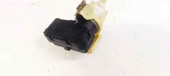 Headlight level adjustment motor