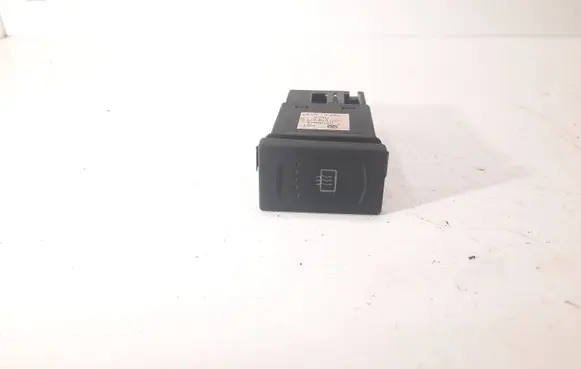 Volkswagen PASSAT B5.5 Windscreen/window heater switch 3B0959621C