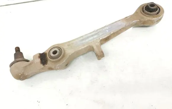 Volkswagen PASSAT B5 Front control arm 4D0407151P