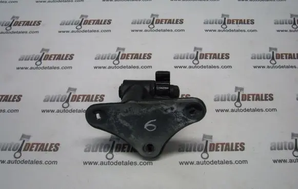 Mercedes-Benz ML W164 Front door upper hinge