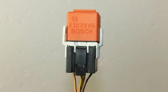 BMW X5 E53 Other relay 0332019456