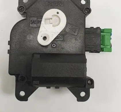 Mazda RX8 A/C air flow flap actuator/motor 113800-2350