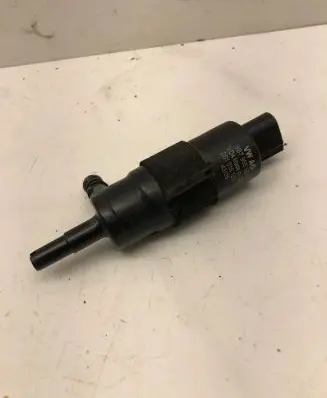 Audi A6 S6 C6 4F Headlight washer pump 3B7955681 00101612V