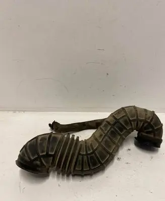 Audi A6 S6 C4 4A Air intake hose/pipe 4A0145747A 2EL05804