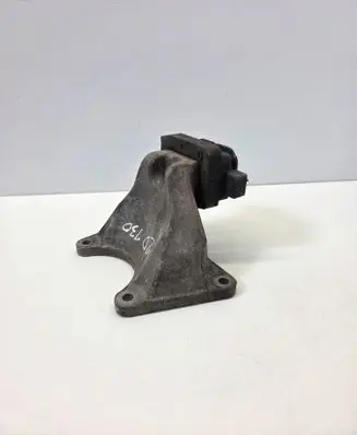 BMW 5 E60 E61 Gearbox mounting bracket 6769635 13807410