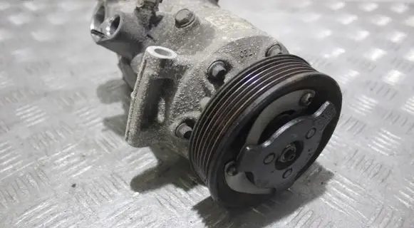 Skoda Fabia Mk3 (NJ) Air conditioning (A/C) compressor (pump) 5Q0820803