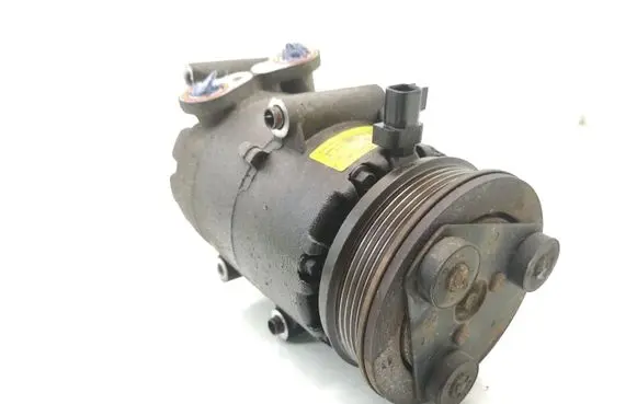 Ford Focus C-MAX Air conditioning (A/C) compressor (pump) 3M5H19D629PH