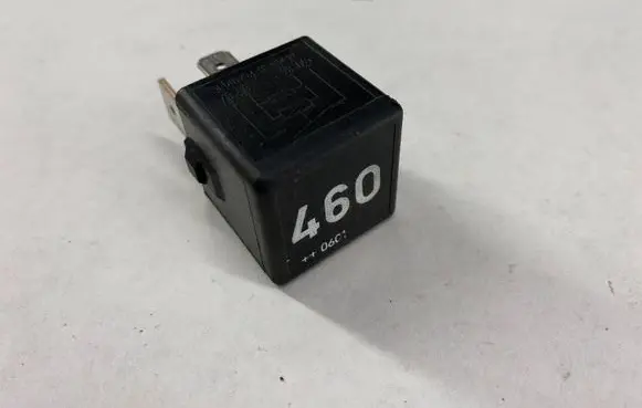 Skoda Octavia Mk2 (1Z) Other relay 1K0951253A V23134J52X130