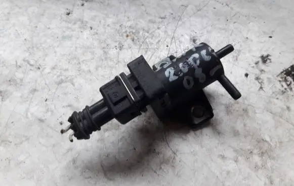 Renault Scenic II - Grand scenic II Vacuum valve 7700113709