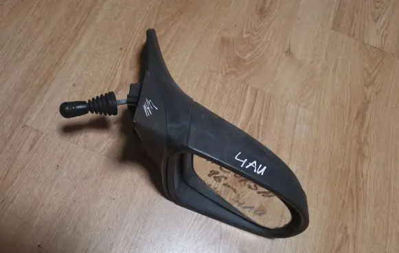 Opel Corsa B Manual wing mirror 008062349