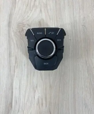 Opel Insignia A Multifunctional control switch/knob 13310070