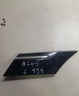 Mercedes-Benz B W245 Fender trim (molding) A1696983362