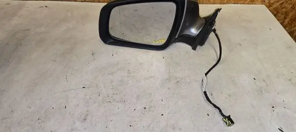 Mercedes-Benz C W204 Front door electric wing mirror A2048100119