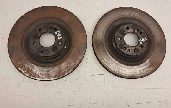 Hyundai i30 Front brake disc 