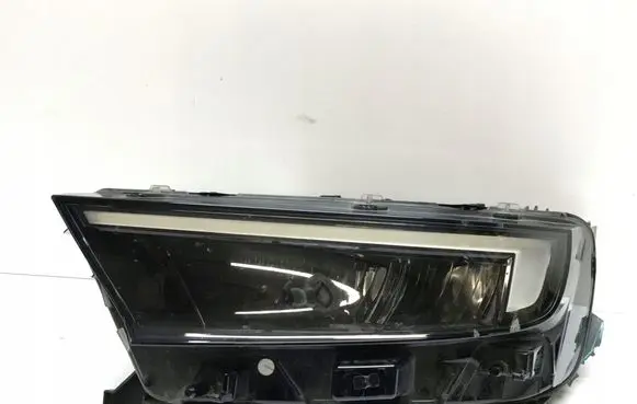 Opel Mokka B Headlight/headlamp 9847939680