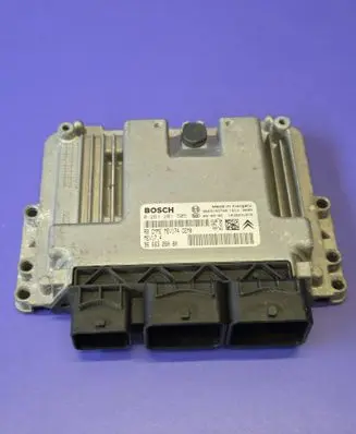 Peugeot 207 Engine control unit/module 0261201505 9666326080 9663193780