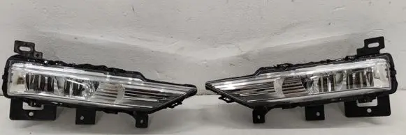 Infiniti Q30 LED Daytime headlight 90067651