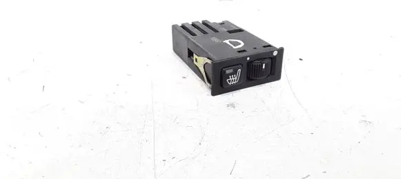 BMW 5 E39 Seat heating switch 8352259