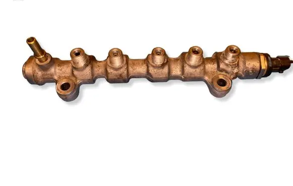 Opel Vivaro Fuel main line pipe H8200484405