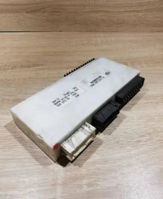 BMW 5 E39 Comfort/convenience module 8376642