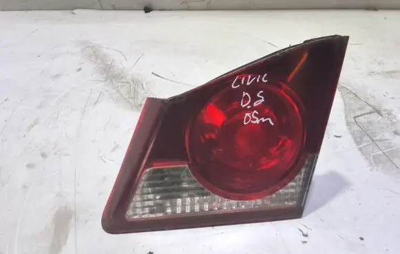 Honda Civic Tailgate rear/tail lights P6068R