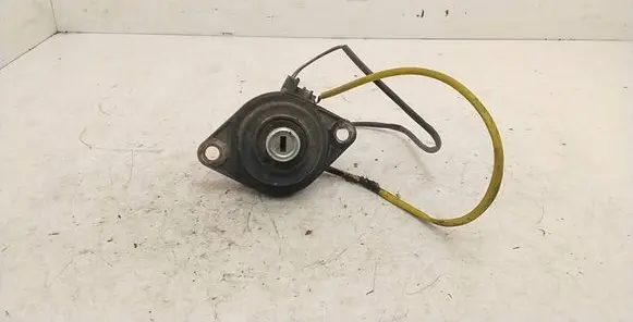 BMW 7 E38 Tailgate/trunk/boot lock/catch/latch 8150240
