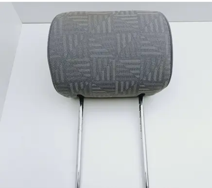 Mercedes-Benz C W202 Front seat headrest 