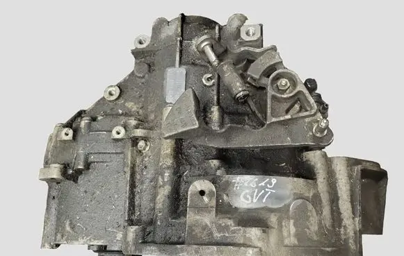 Volkswagen PASSAT B6 Manual 6 speed gearbox GVT 1405440249 GVT21125P02